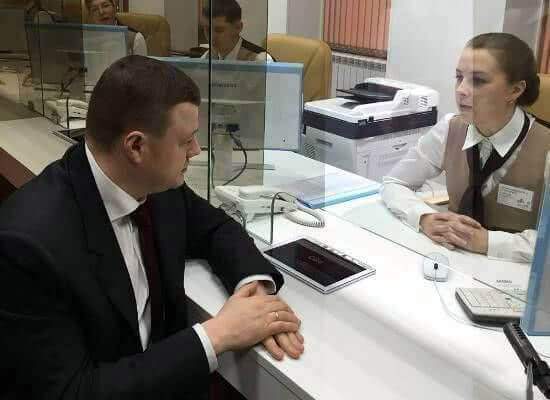 Губернатор Александр Никитин оценил на «отлично» работу системы МФЦ в регионе 